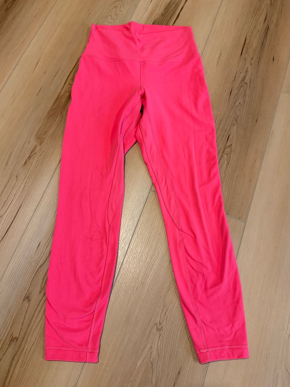 Lululemon Align double lined High-Rise Pant 25"
Sonic Pink size 6